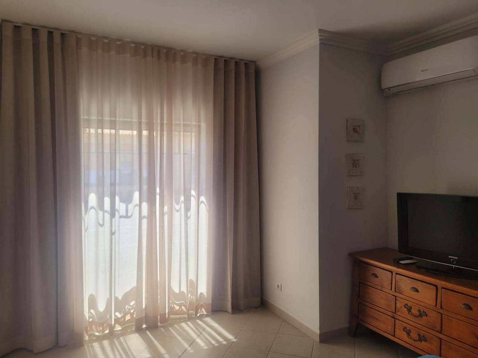 Apart T2 Praia Dos Bicos 阿尔布费拉 外观 照片